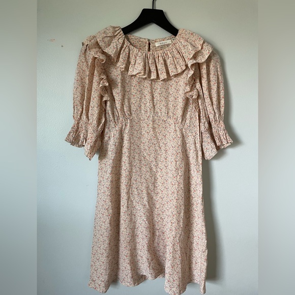 **SOLD**DOEN SILK FLORAL MINI DRESS - Picture 1 of 6